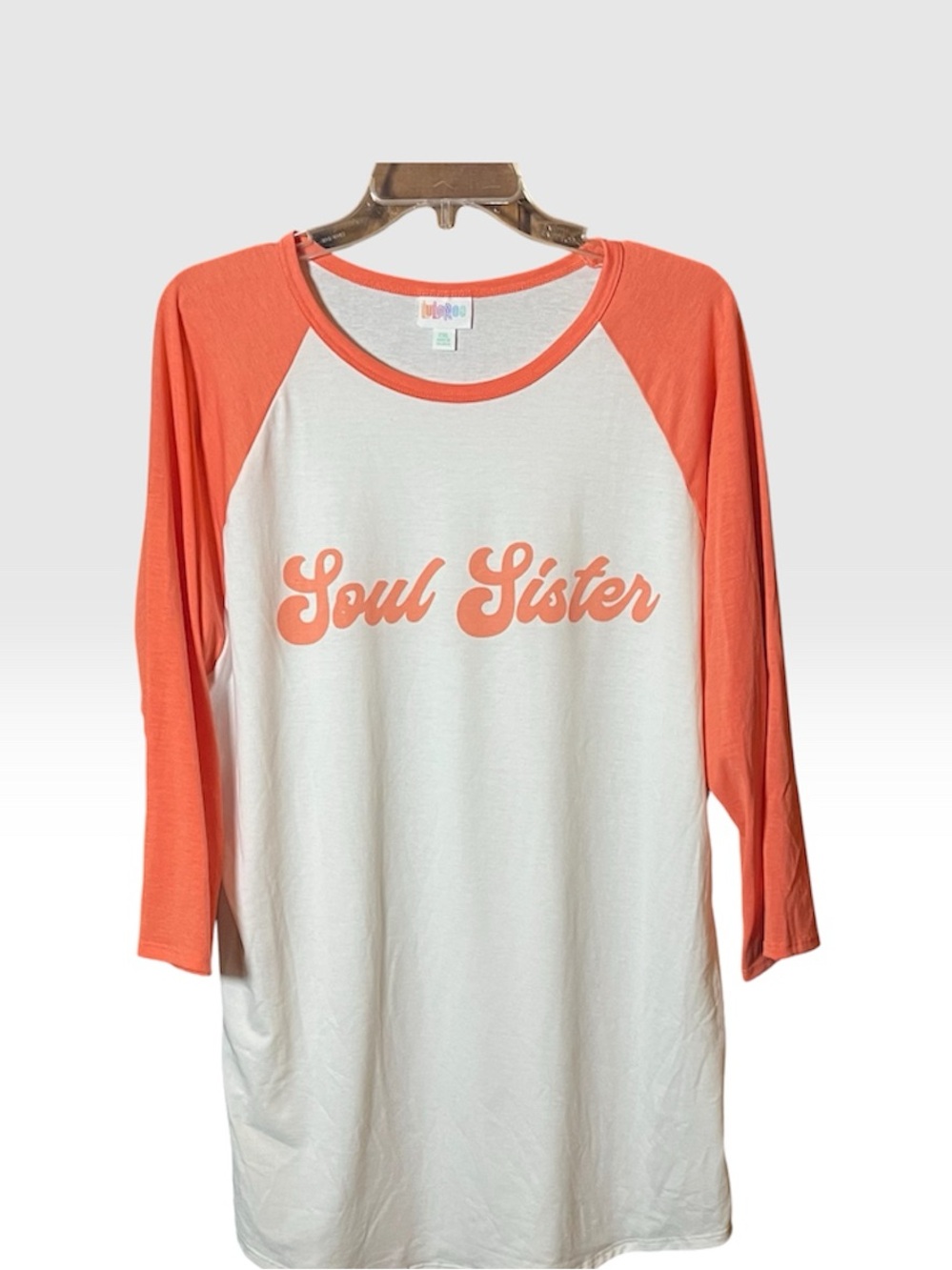 LuLaRoe Randy “Soul Sister” Coral & White Raglan Tee size 2xl casual 3/4 sleeve